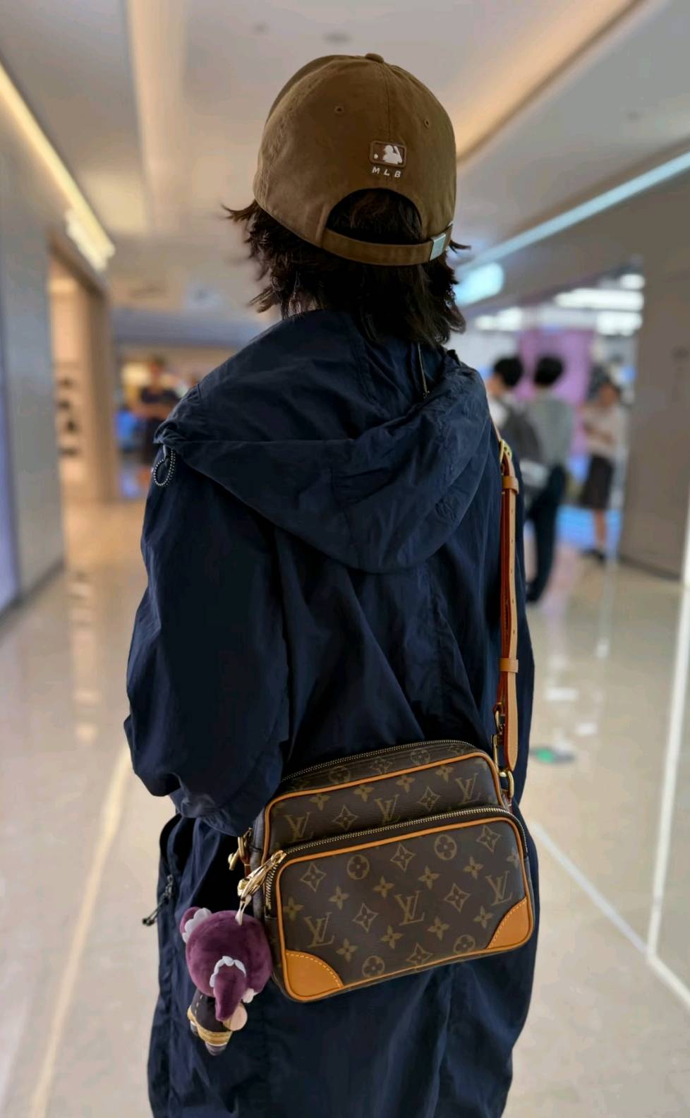 It-Girl Multi-Pocket Camera Bag, Matches Every