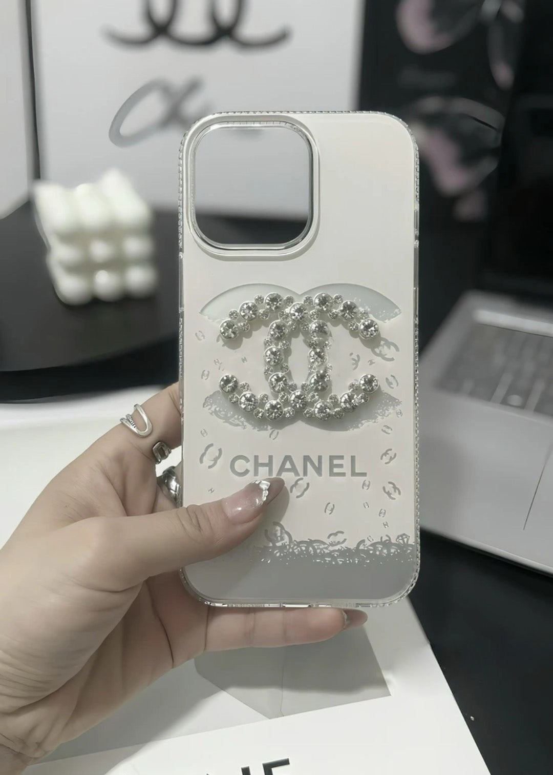 Elegant luksus krystal iPhone etui med armbåndsrem