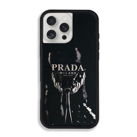 Custodia nera di lusso per iPhone