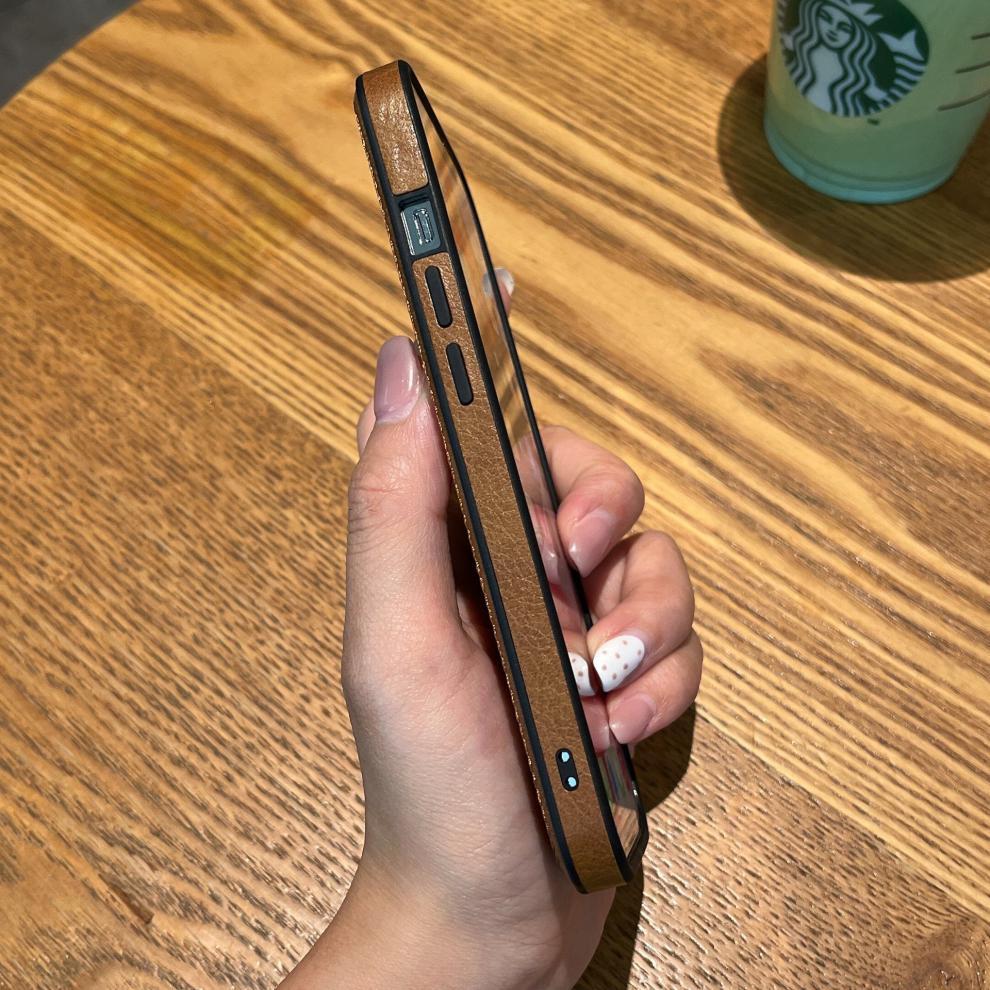 All-Model Compatible Genuine Leather iPhone Cover