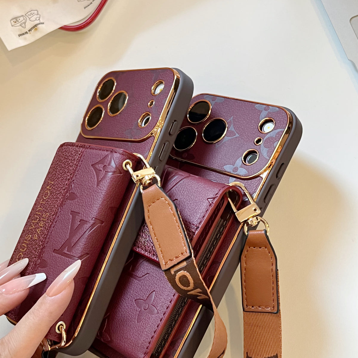 Vintage Embossed Card Holder Phone Case