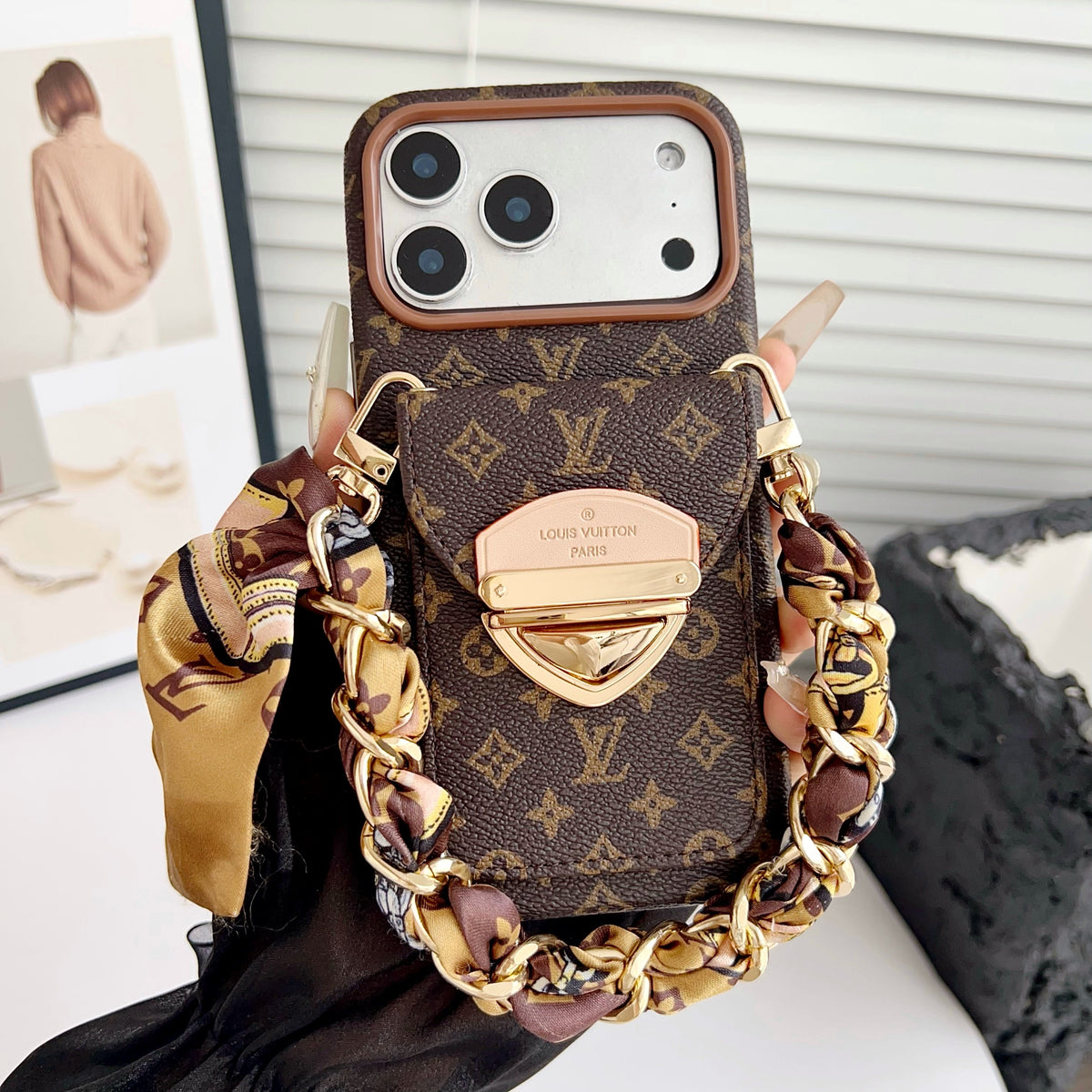 Kart Cebi & Çıkarılabilir Askılı Lüks Çapraz Gövdeli iPhone Kılıfı