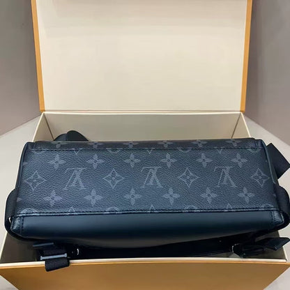 Fashionable and Trendy  Messenger Bag