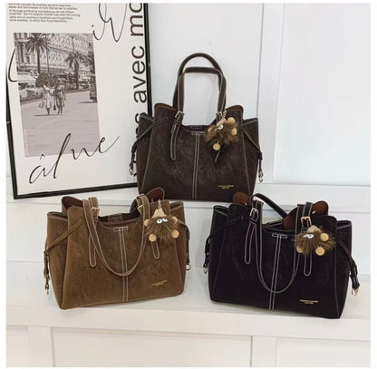 Fashionable Minimalist Vintage Commuter Bag