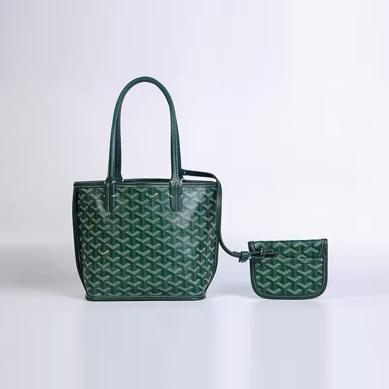 Parisian Luxury Geometric Tote Bag – Elegant & Versatile 013