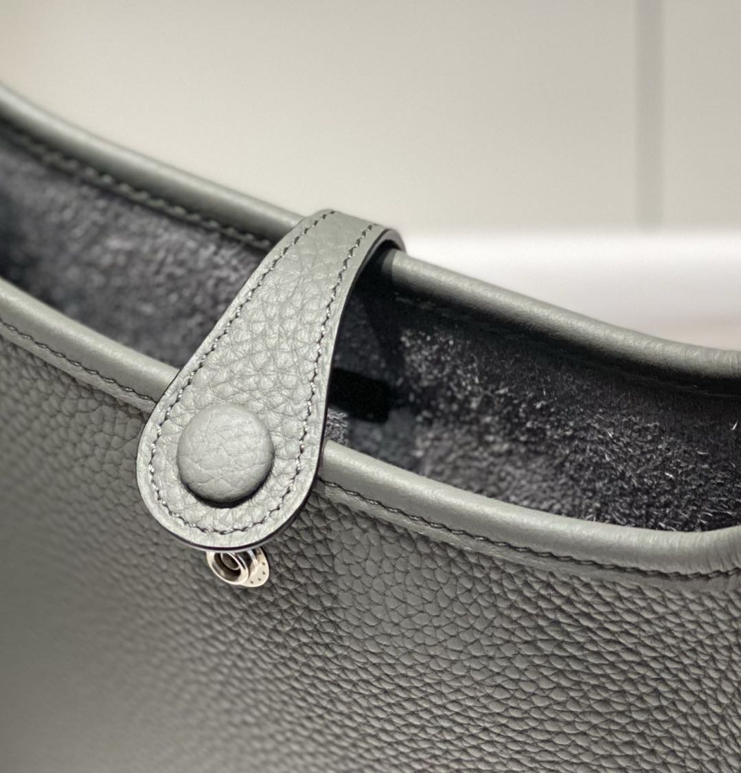 Cutout Detail Crossbody Bag