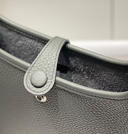 Cutout Detail Crossbody Bag