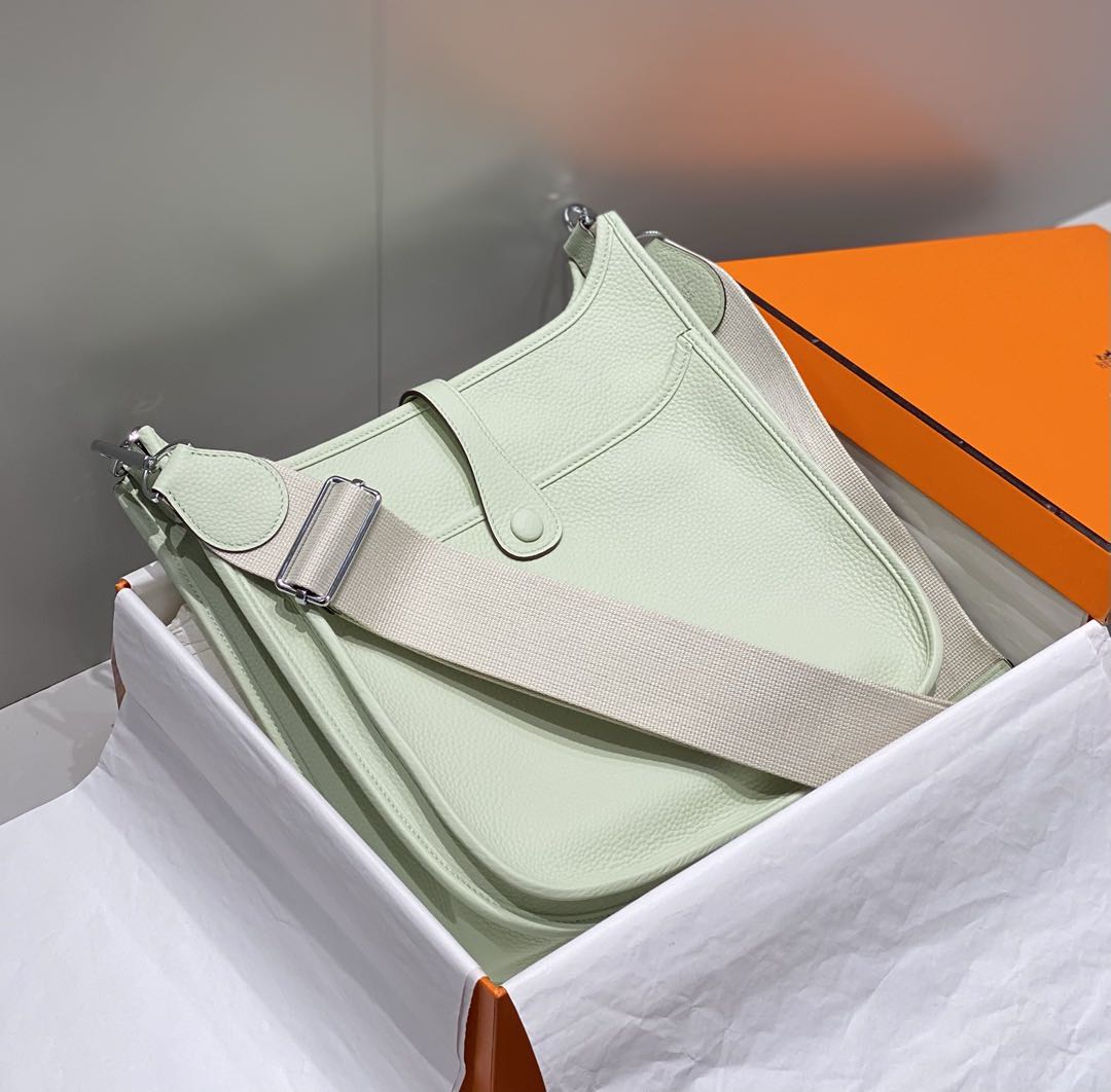 Cutout Detail Crossbody Bag