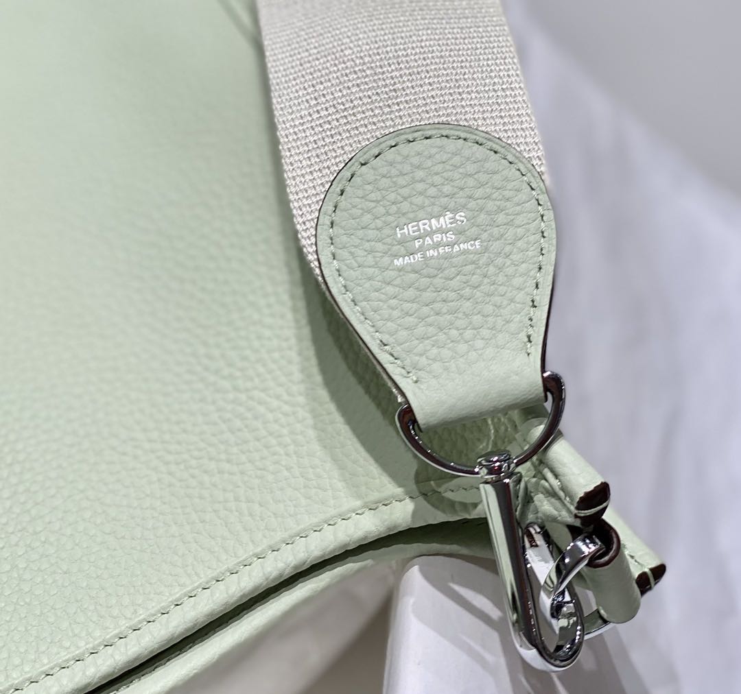 Cutout Detail Crossbody Bag