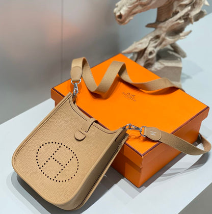 Cutout Detail Crossbody Bag
