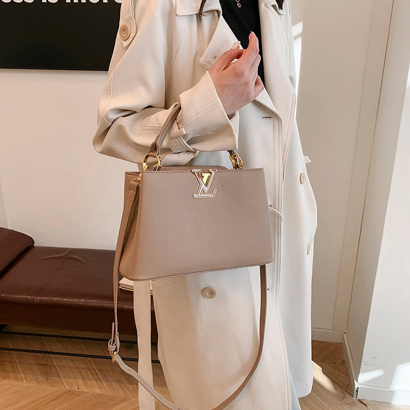 Trendy stylish temperament bag