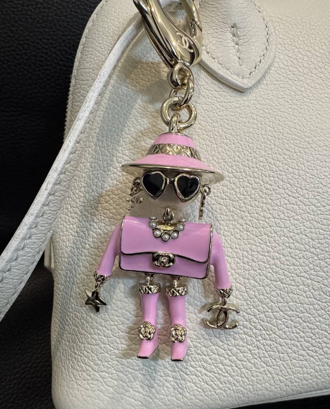 Limited New Pink Edition Luxury Bag Pendant | Perfect Gift To Wow Your Friends