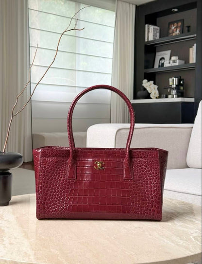 Luxury Full-Grain Leather Croc Embossed Large Capacity Work Tote