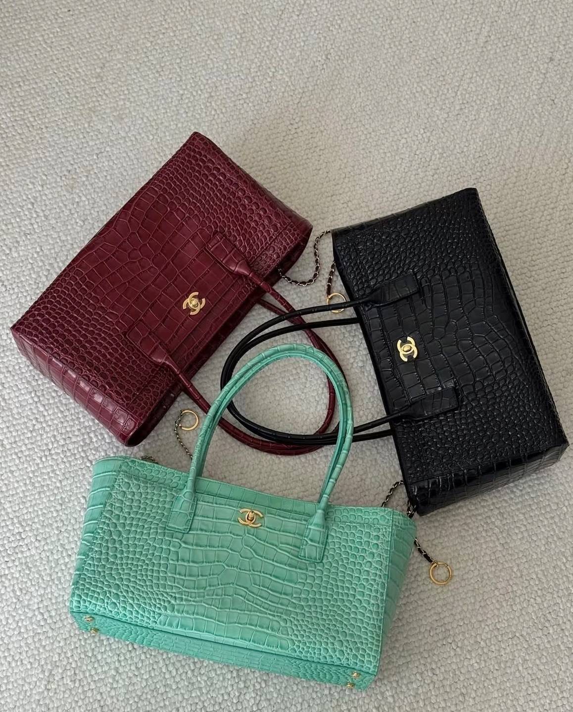 Luxury Full-Grain Leather Croc Embossed Large Capacity Work Tote