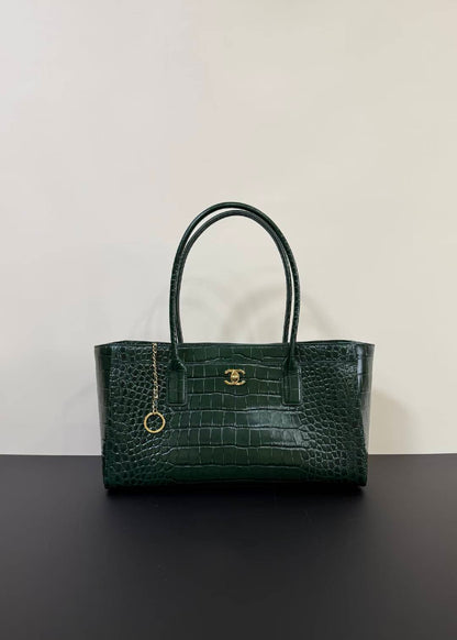 Luxury Full-Grain Leather Croc Embossed Large Capacity Work Tote