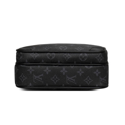 It-Girl Multi-Pocket Camera Bag, Matches Every