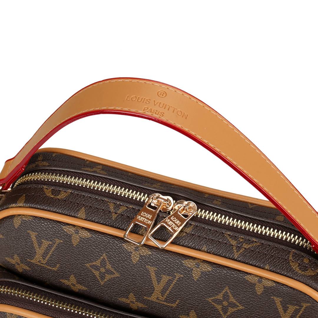 It-Girl Multi-Pocket Camera Bag, Matches Every