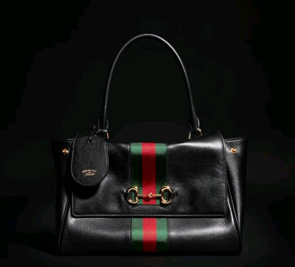 Modern Carryall Tote Bag | Style for Every Occasion