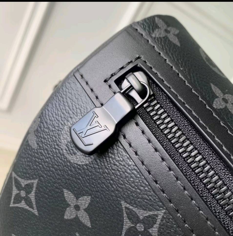 Dark Tone Luxury Leather Messenger Bag