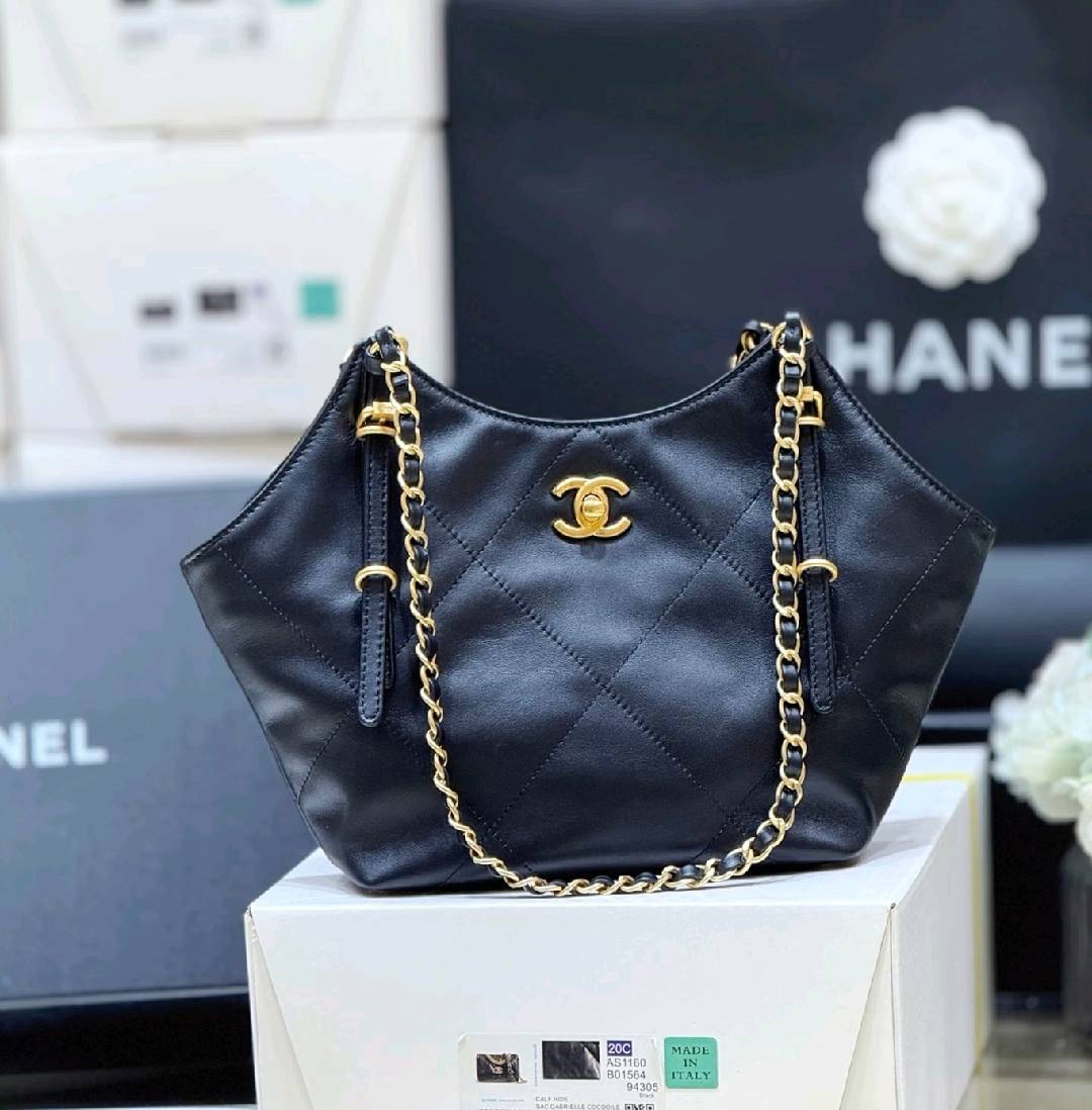 Timeless Quiet Luxury Chain Hobo Bag