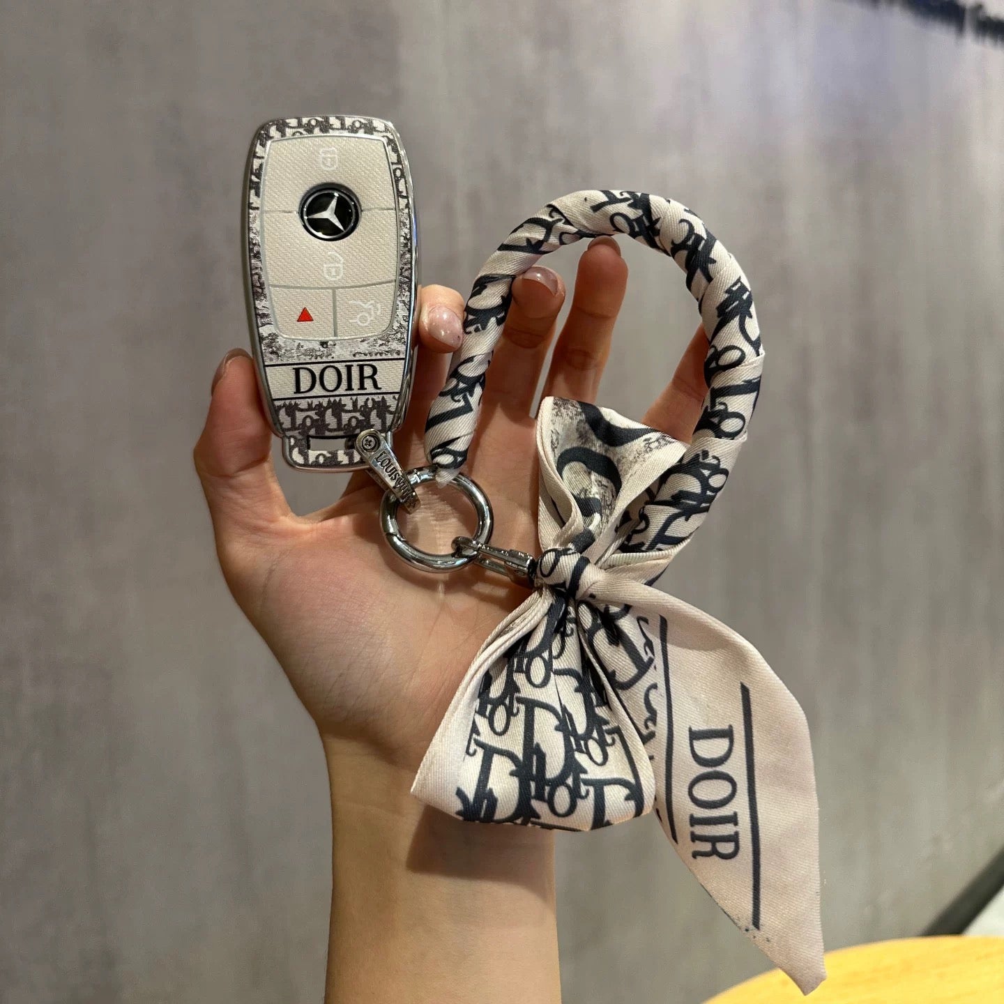 Vintage Print Bow Car Key Cover Set-1B