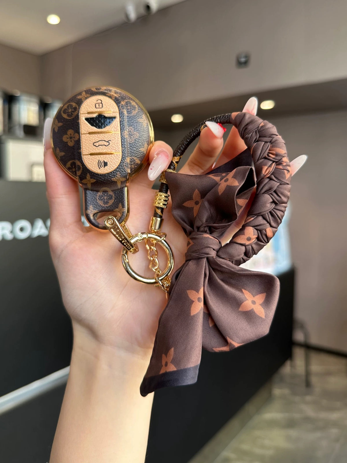 Vintage Print Bow Car Key Cover Set-BMW