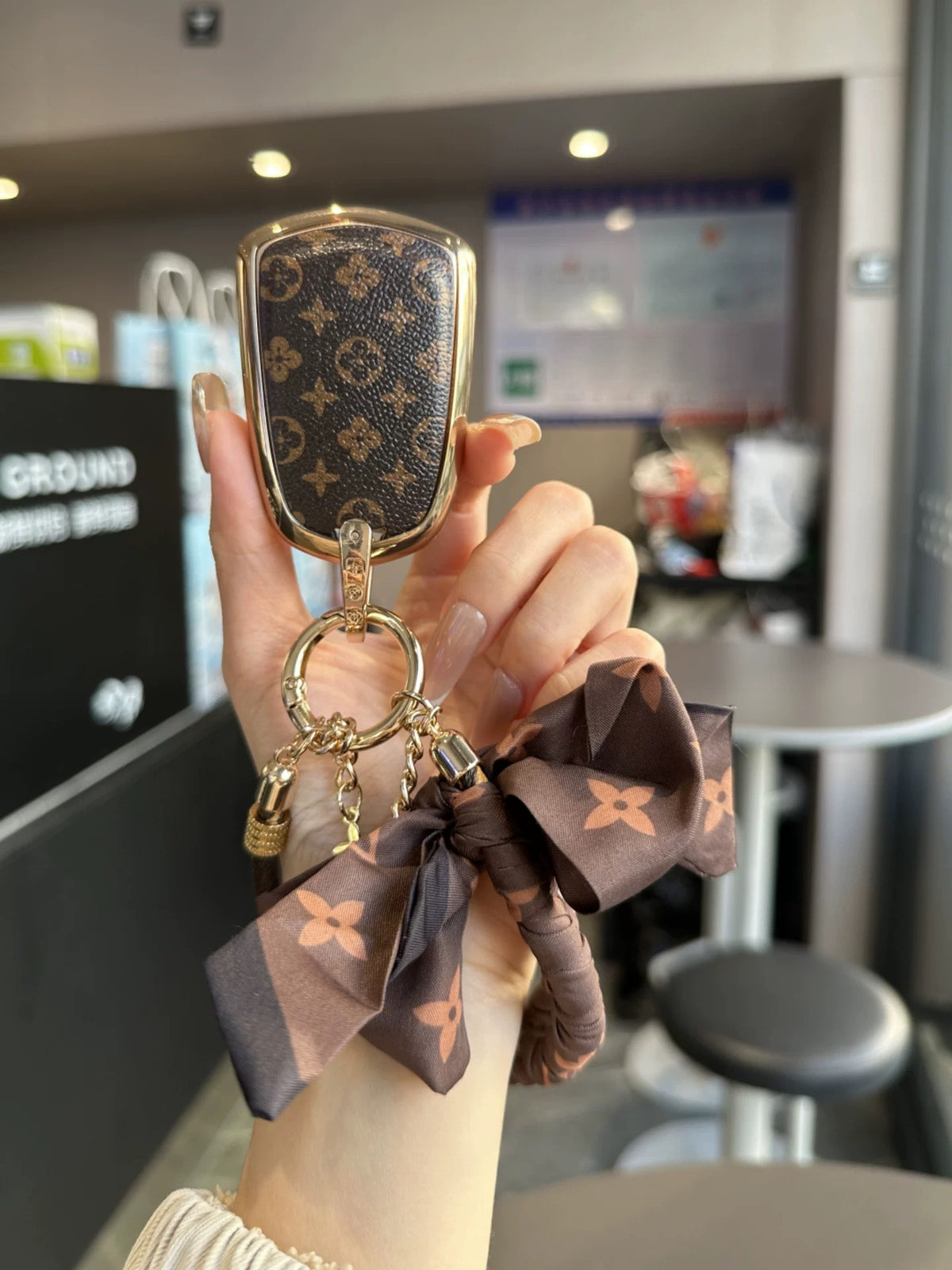 Vintage Print Bow Car Key Cover Set-Caddy