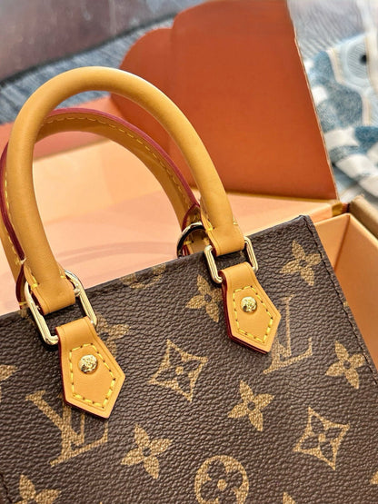 Classic Tote Bag With Crossbody Strap