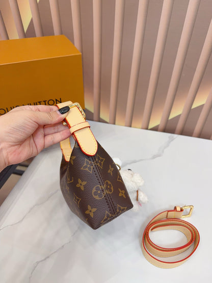 Stylish Crescent Lunch Carry Bag