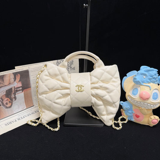 Sweet Bow Quilted Crossbody
