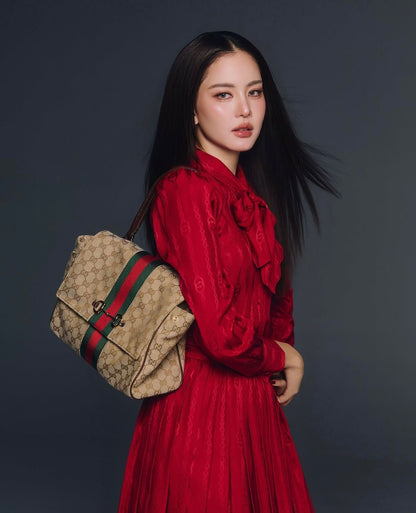 Modern Carryall Tote Bag | Style for Every Occasion