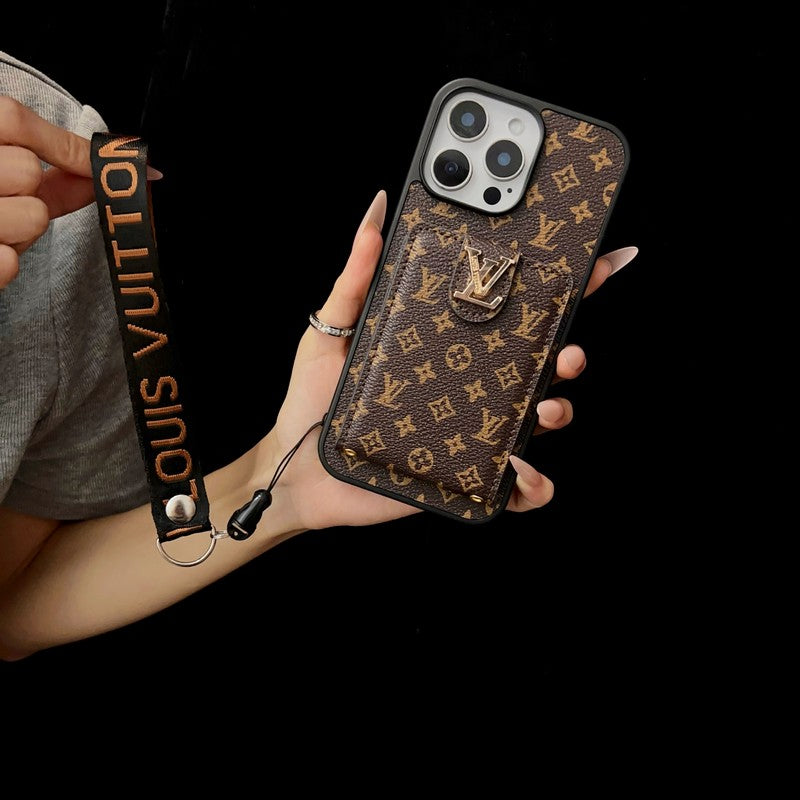 حافظة iPhone ذات لون كلاسيكي فاخر