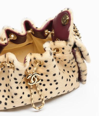 Elegant Heritage Bag for Timeless Style