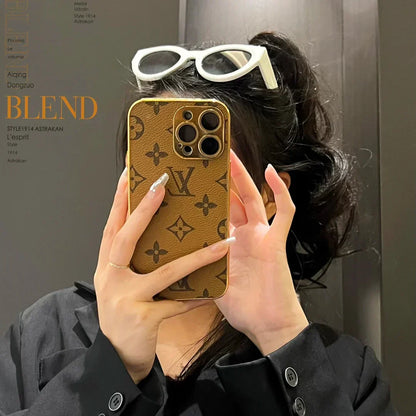 Luksus klassisk monogram iPhone-etui med galvaniserede guldkanter