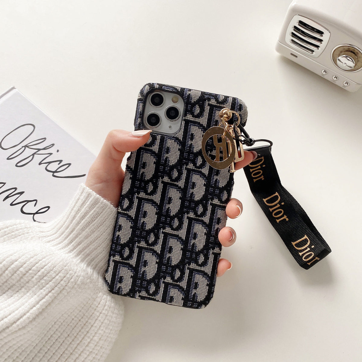 Mode-iPhone-etui med rem Sort-GS240315