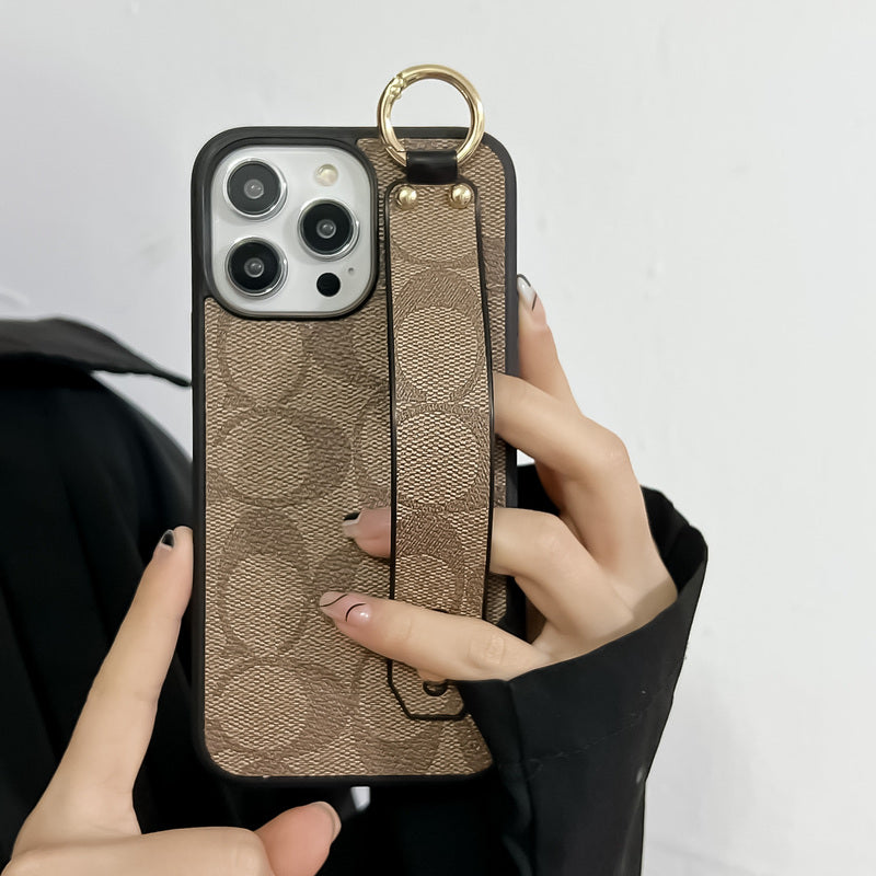 جراب كلاسيكي لهاتف آيفون مع حامل - لون قهوة صغيرW240330