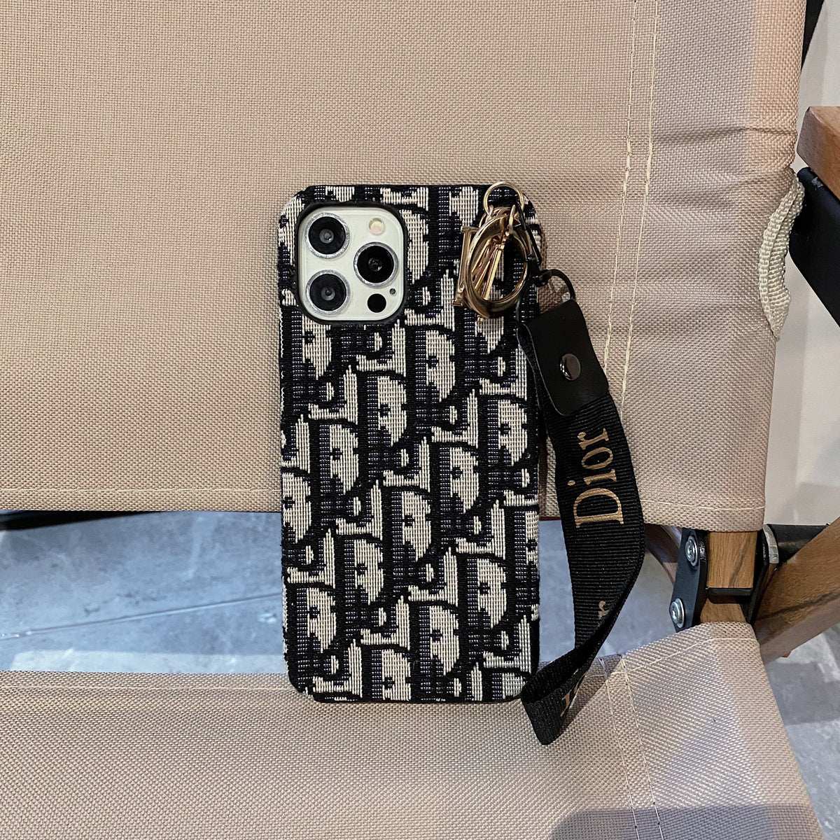 Mode-iPhone-etui med rem Sort-GS240315