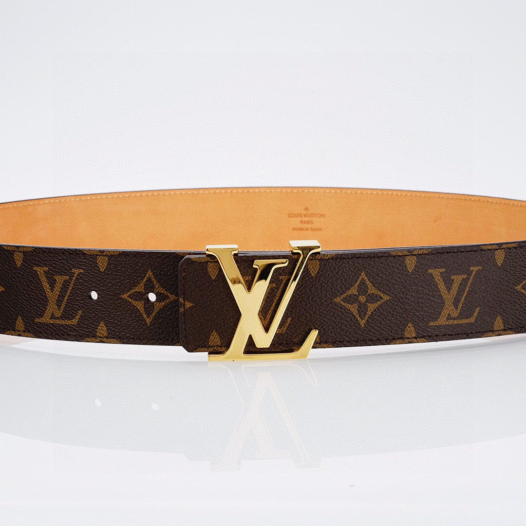 حزام Monogram فاخر بإبزيم ذهبي