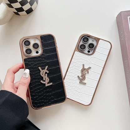 حافظة iPhone من الجلد بلون ذهبي وردي