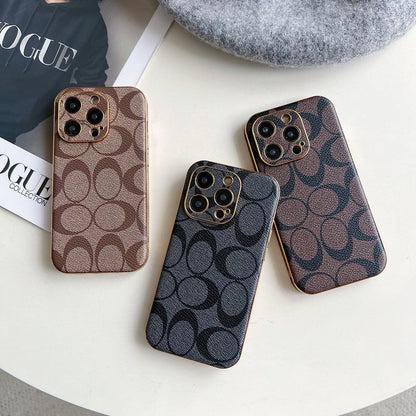 Custodia classica per iPhone in pelle