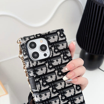 Custodia per iPhone con catena e sciarpe alla moda