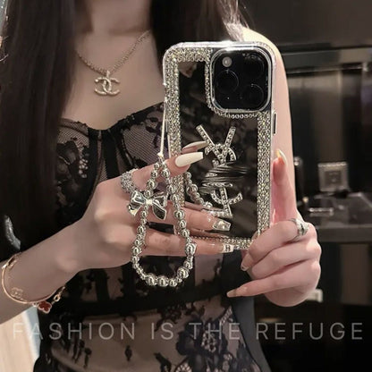 Glamorous Beauty Mirror iPhone-etui – Makeup & Stil på farten!