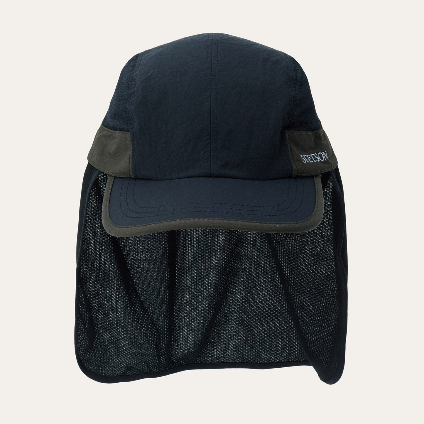 Casquette pare-soleil avec rabat pour le cou