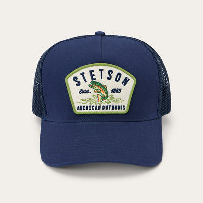 Trucker-Kappe mit Angelaufnäher