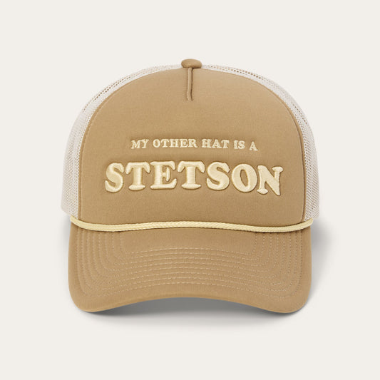 L'altro mio cappello è un cappellino da camionista Stetson