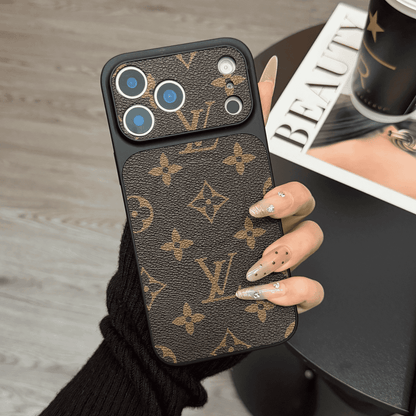 Custodia per iPhone MagSafe Classic in pelle monogramma