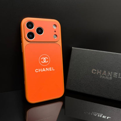 Custodia protettiva opaca minimalista per iPhone